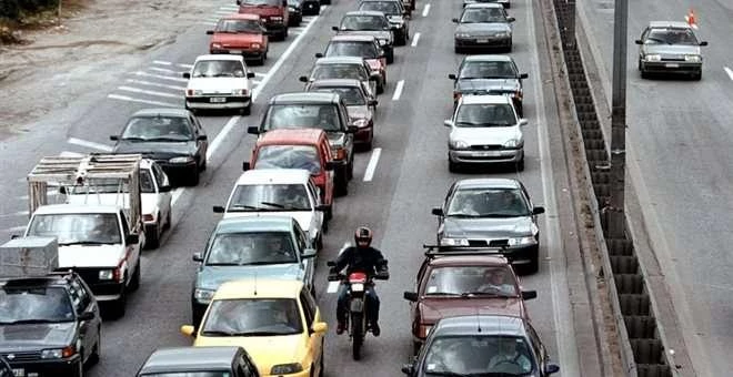Αθηνών – Λαμίας: Με χαμηλές ταχύτητες η επιστροφή των εκδρομέων